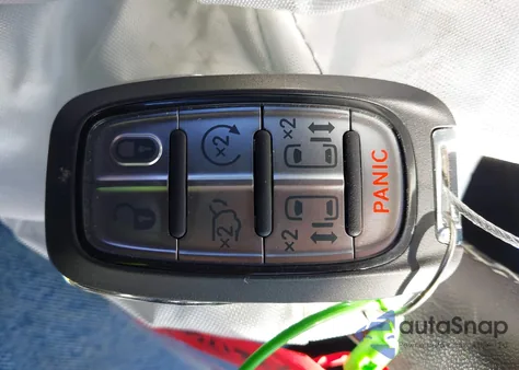 2025 Chrysler Pacifica Select from USA, damaged, VIN 2C4RC1BG7SR513463